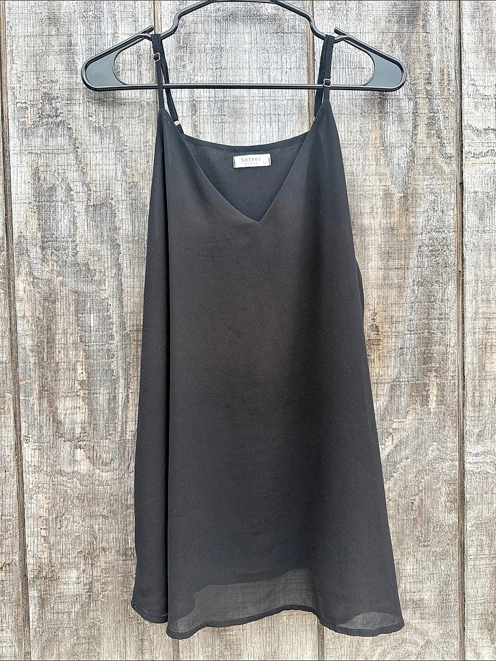 Soteer Woman’s Black Camisole Size XXL Like New Sheer Overlay Elegant 16